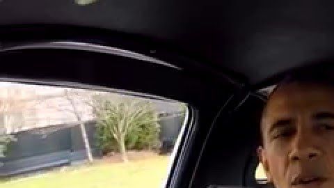 Dos famosos, un auto clásico y café: la nueva temporada del programa de Jerry Seinfeld llega a Netflix