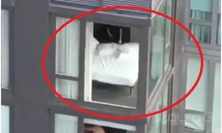 Un detalle en el departamento de abajo ha hecho que el video sea viral.