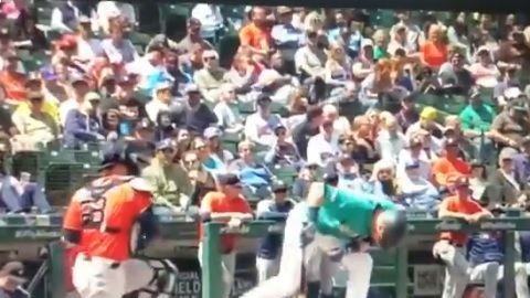 Mitch Haniger recibió un fuerte pelotazo en los genitales y sufrió la ruptura de un testículo