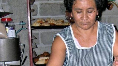 El programa 3x1 impulsa mejoras en infraestructura y pequeñas empresas en México.