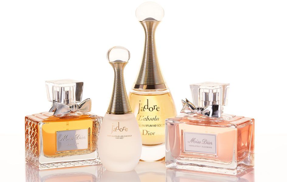 Los 5 Mejores Perfumes Dior Para Mujeres Que Huelen Rico | La Raza