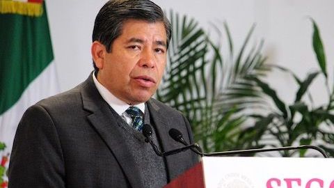 El Instituto Nacional de Migración publicó un comunicado con la renuncia de su director.