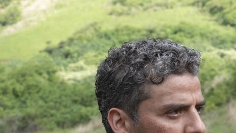 Oscar Isaac y Ben Affleck en "Triple frontier"