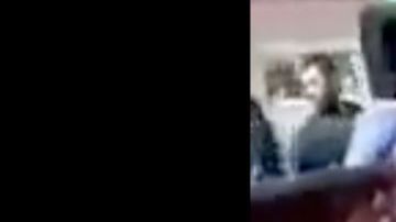 VIDEO Rapiña a sicarios muertos después de enfrentamiento les robaron todo lo que tenían