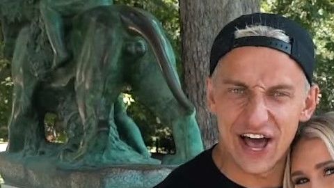 Kinsey Wolanski y su novio Vitaly Zdorovetskiy planearon muy bien su invasión de la cancha en la final de la Champions.