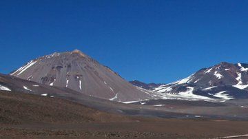 Los penitentes surgen en climas extremos.