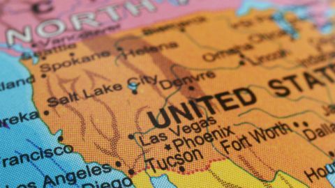 Hablamos con algunos de ellos sobre cómo es la vida al otro lado de la frontera