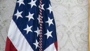 Trump supervisó la firma del acuerdo en la Oficina Oval.