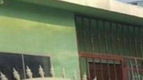 Camioneta monstruo del Cártel del Noreste se estrella en casa, así quedaron 4 sicarios