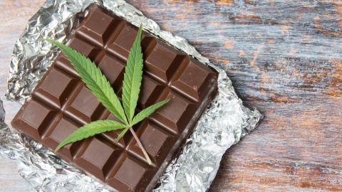 El chocolate con marihuana puede alterar el estado de salud si se consume en gran cantidad.