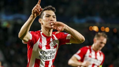 El delantero mexicano del PSV Eindhoven Hirving Lozano.