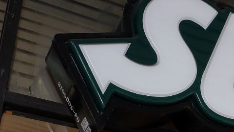 Esta podría ser una opción accesible si estás buscando operar una franquicia conocida.