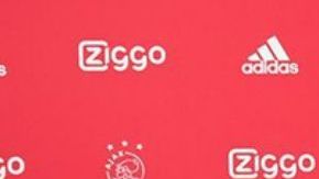 Alex Méndez jugará para al Young Ajax las próximas tres temporadas.