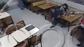 El joven no lo pensó dos veces y quiso salir huyendo.