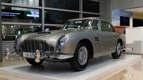 James Bond Aston Martin DB5