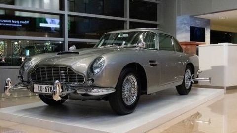 James Bond Aston Martin DB5