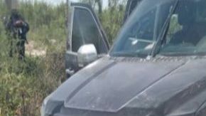 Camioneta monstruo y uniformes falsos les quitan al Cártel del Noreste cerca de frontera