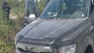 Camioneta monstruo y uniformes falsos les quitan al Cártel del Noreste cerca de frontera