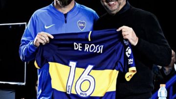 De Rossi ya fue presentado con Boca en La Bombonera con la afición Xeneize.