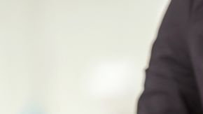 Salario, responsabiliaddes y trabajo para un determinado tipo de empresa son las razones más citadas para dejar un empleo y buscar otro./Shutterstock