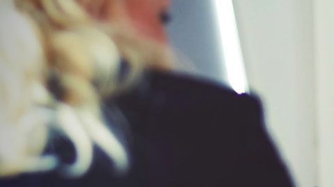 La forma de despedir a la gente alrededor del mundo varía de acuerdo con la cultura.