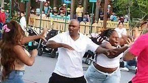 Disneyland Pelea