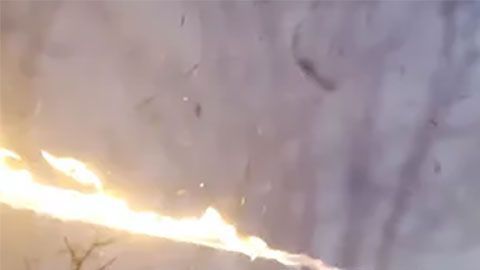 Debes saber que sólo te venderán el lanzallamas, por lo que tú deberás proporcionar un dron apropiado para montarlo.