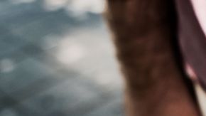 Estar en tu treintas es una edad para que te pongas a pensar en tu futuro y cuidar más de tu dinero.