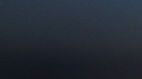 El accidente ocurrió en 2017, y el afectado dice que Ezekiel se pasó una luz roja porque iba tarde a su práctica.