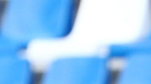 Jugador del Atalanta presume autógrafo de Mia Khalifa y otras estrellas porno.