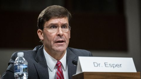 Mark Esper nació en 1964 en Pensilvania y será el 27º secretario de Defensa de los Estados Unidos.