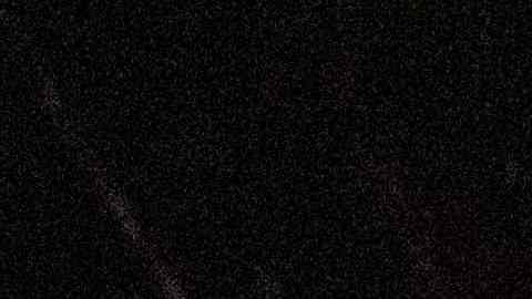 Vehículos policiales llegan a la escena de la investigación tras un tiroteo mortal en el Festival de Ajo Gilroy en Gilroy.