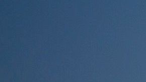 No es la primera vez que un inmigrante muere mientras viaja oculto en un avión.