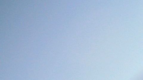 A veces, limpiar la mesa de café trae suerte.