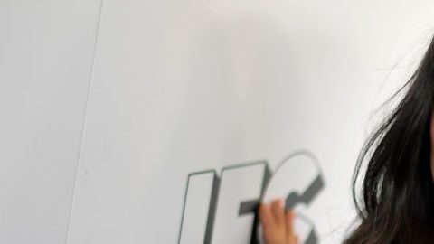 Salma Hayek en los Independent Spirit Awards.