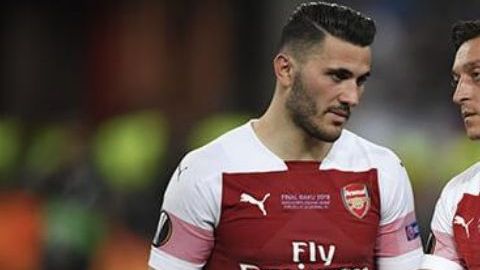 El bosnio frustró el intento de asalto a su compañero.