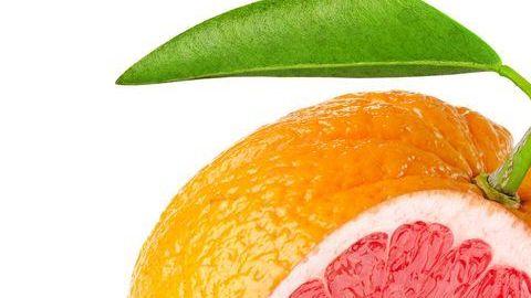 Una toronja aporta tan solo 42 calorías, lo que la hace perfecta para cuidar la figura y bajar de peso.