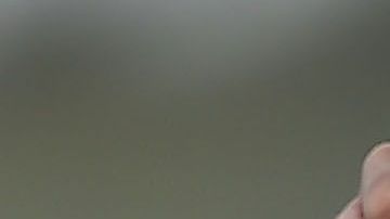 Chicharito presume en Instagram dibujos de él hechos por niños.