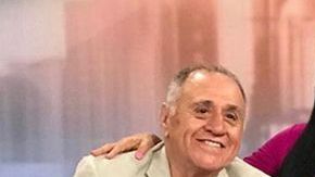 Gabriel Soto y el elenco de 'Cleopatra Metió la Pata' en 'Despierta América'