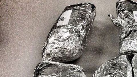 Foto publicada por el LAPD en Febrero del 2018 con los supuestos "burritos de metanfetaminas".