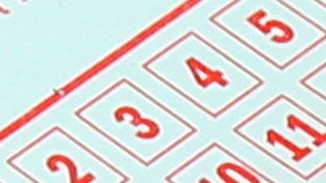 No creas que TODO el dinero que ganes en la lotería te pertenece.