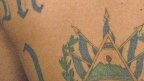 Muchos pandilleros de la Mara Salvatrucha se identifican por los tatuajes.