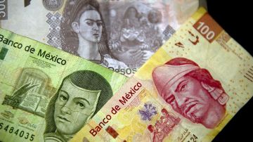 Billetes mexicanos.