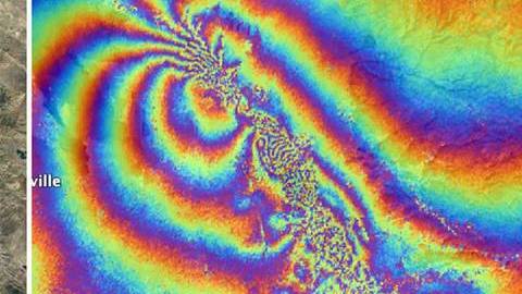 El mapa muestra el cambio de la superficie causado por los recientes terremotos.