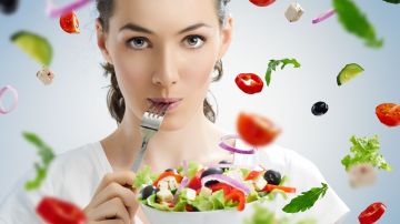 Seguir una dieta vegetal te ayudará a mantener un peso saludable.