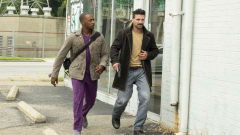 Anthony Mackie y Frank Grillo en "Point blank"