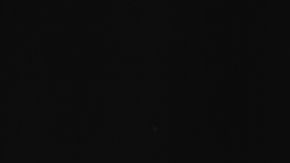 Los vecinos aseguran que antes vieron volar por la ventana un televisor.