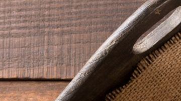 La canela permite que el cuerpo sintetice de una manera más eficaz la glucosa y además mejora los niveles de colesterol.