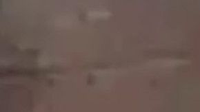 Dos de los sospechosos a las puertas del banco