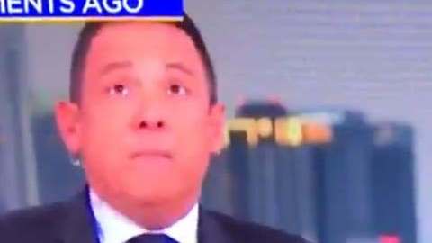 Pasado el susto, la presentadora bromeó en Twitter: "Pobre brazo de Juan".